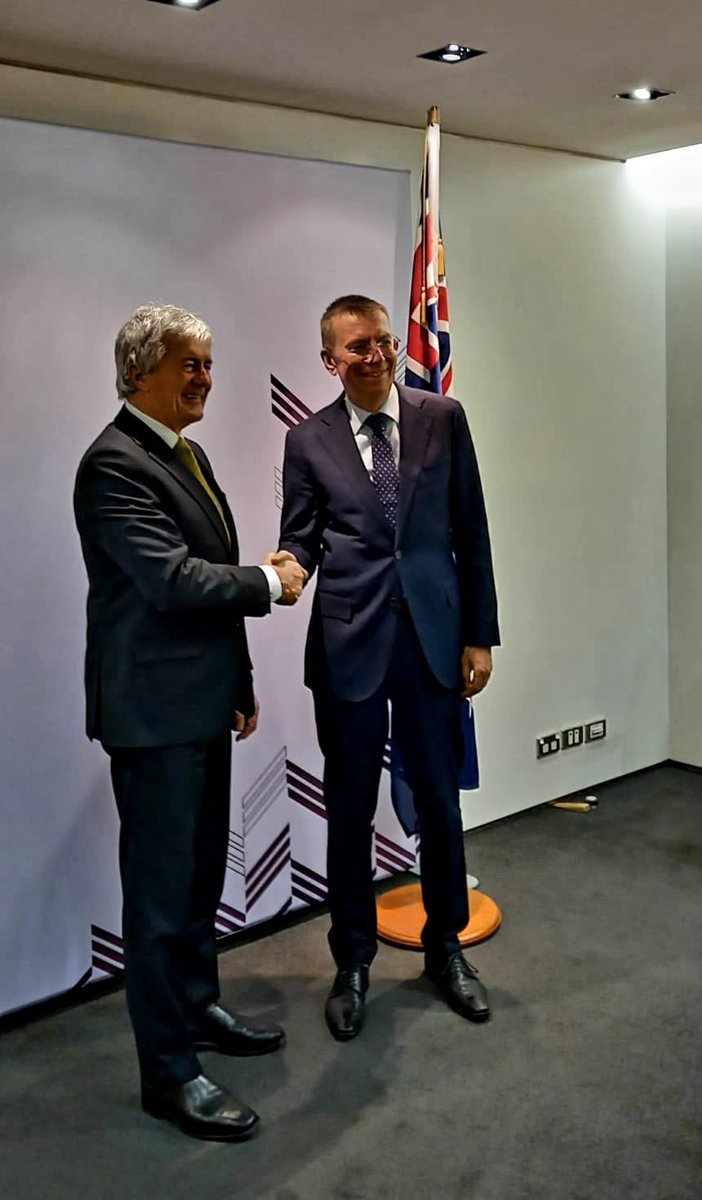 Very good to begin visit to New Zealand by meeting Minister for Trade and Agriculture  <a href="/DamienOConnorMP/">Damien O'Connor</a>, EU- New Zealand free trade agreement is good news for businesses. We also discussed cooperation in the digital field