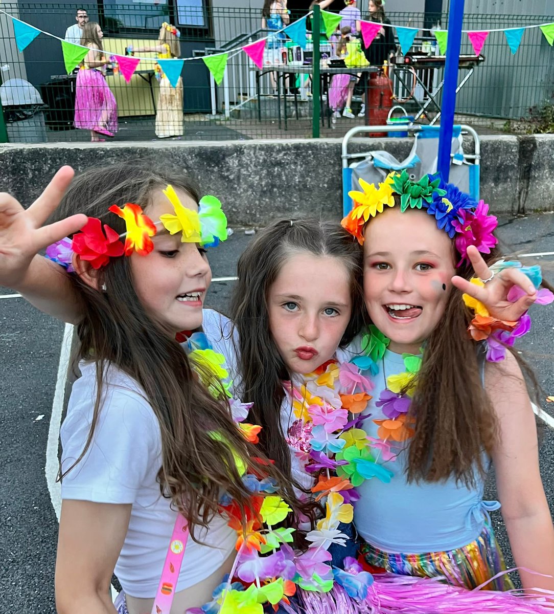 We had our own mini <a href="/FeileBelfast/">Féile an Phobail</a> 🕺 dance night, it was full of colour, bright smiles and good vibes 😎!!