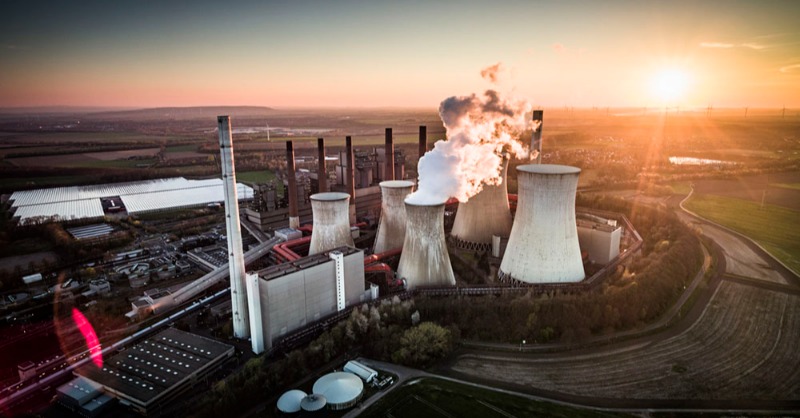 thecarbontrust's tweet photo. How do we decarbonise industrial heat? @EmmaAshcroft from our Cities and Regions team recently contributed to a @Reuters Whitepaper on industrial heat #decarbonisation. Read Emma’s insights and find the Whitepaper here 👇 #HeatDecarbonisation #NetZeroIndustry