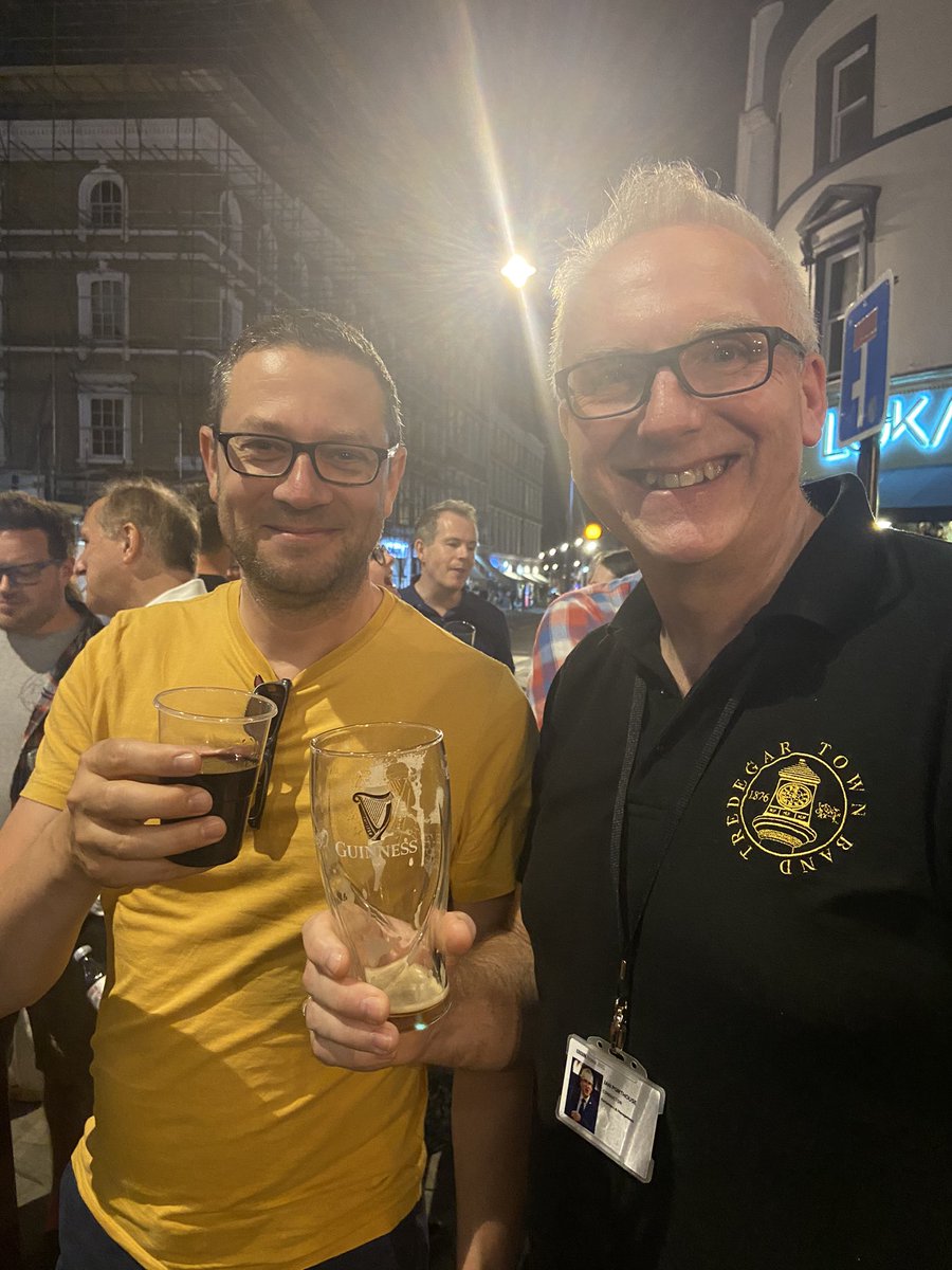 taffyleanne's tweet photo. @JohnWilsonOrch @IanPorthouse @4barsrest @TredegarBand post prom pubbing! Thanks for coming, great to meet you! #topbanding https://t.co/1bavc7Qji6