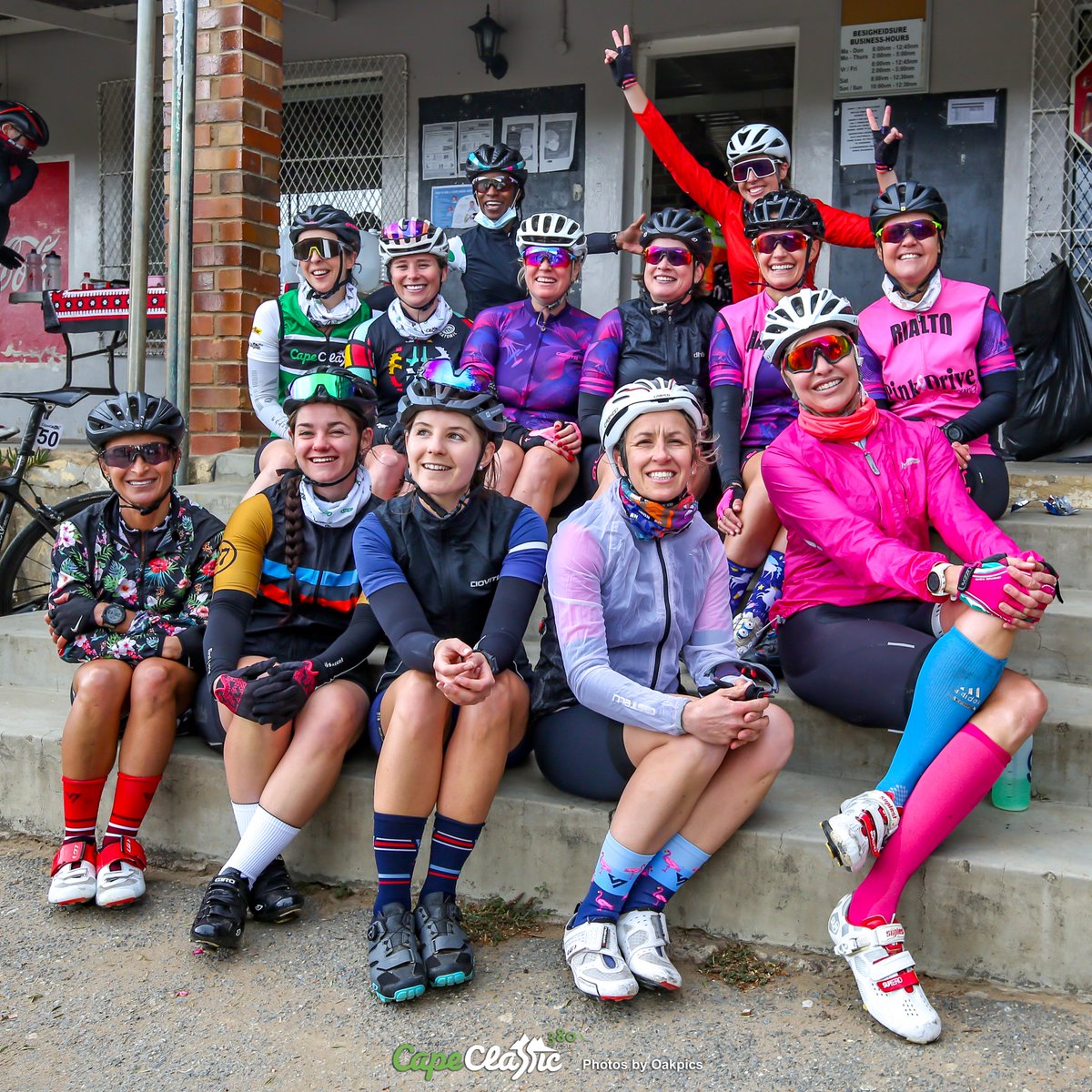 Happy Women’s Day!
It’s a great delight for us, that over 50% of our entrants are women.  
Even though we have a special jersey for #QOM,  we celebrate every one of these female rider as a Queen for three days of riding! 
🚴🏻‍♀️🚴🏻‍♀️
capeclassic.info