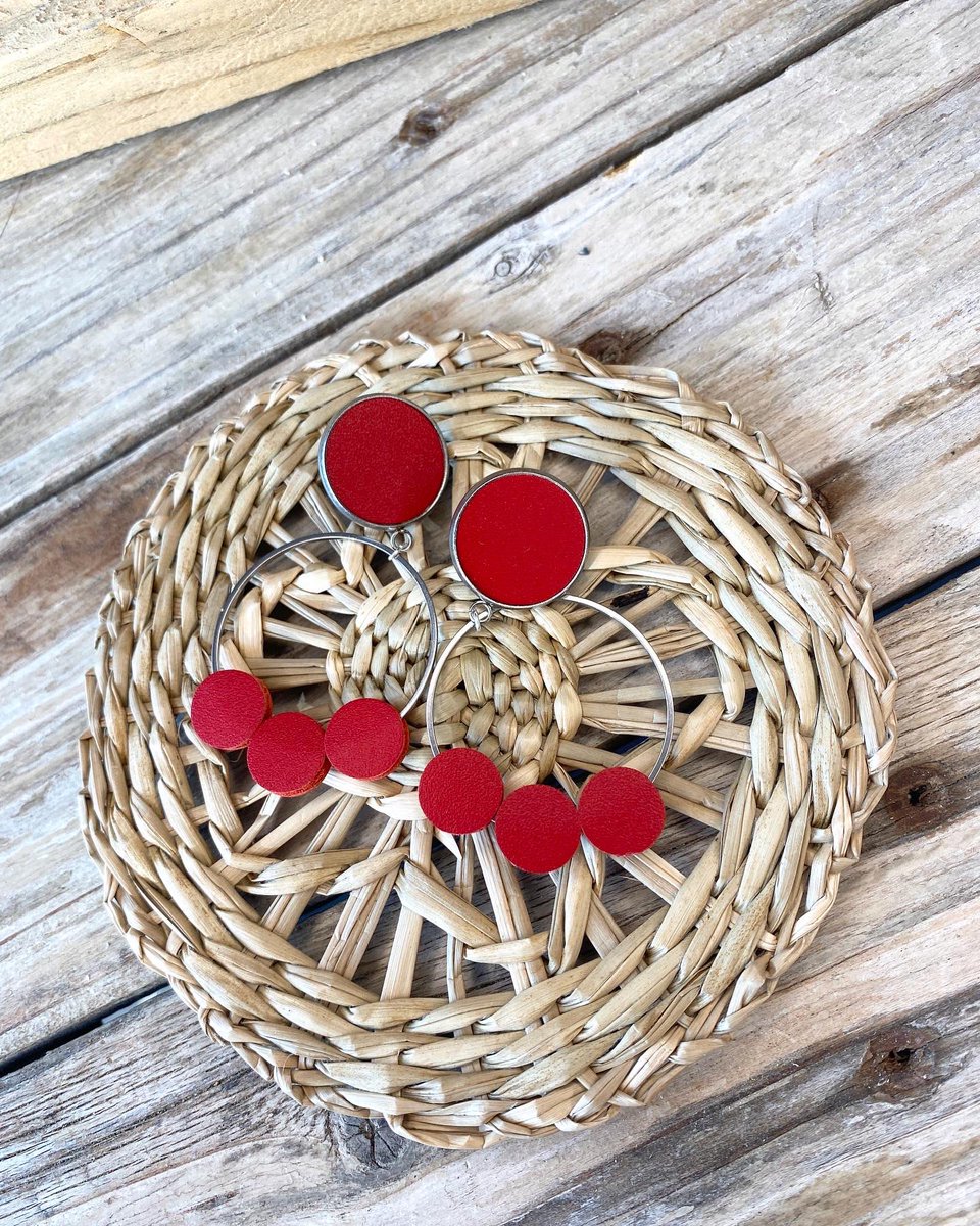 dooouce's tweet photo. Boucles d’oreilles "Frida"

Qui aime le rouge ici?

Achat en un clic :
https://t.co/eKktudDRFG

#bouclesdoreilles #bijouxcreateurs #bouclesdoreillescuir #bouclesdoreillesrouge #earringsaddict #foliedooouce https://t.co/XMoCQ8saII