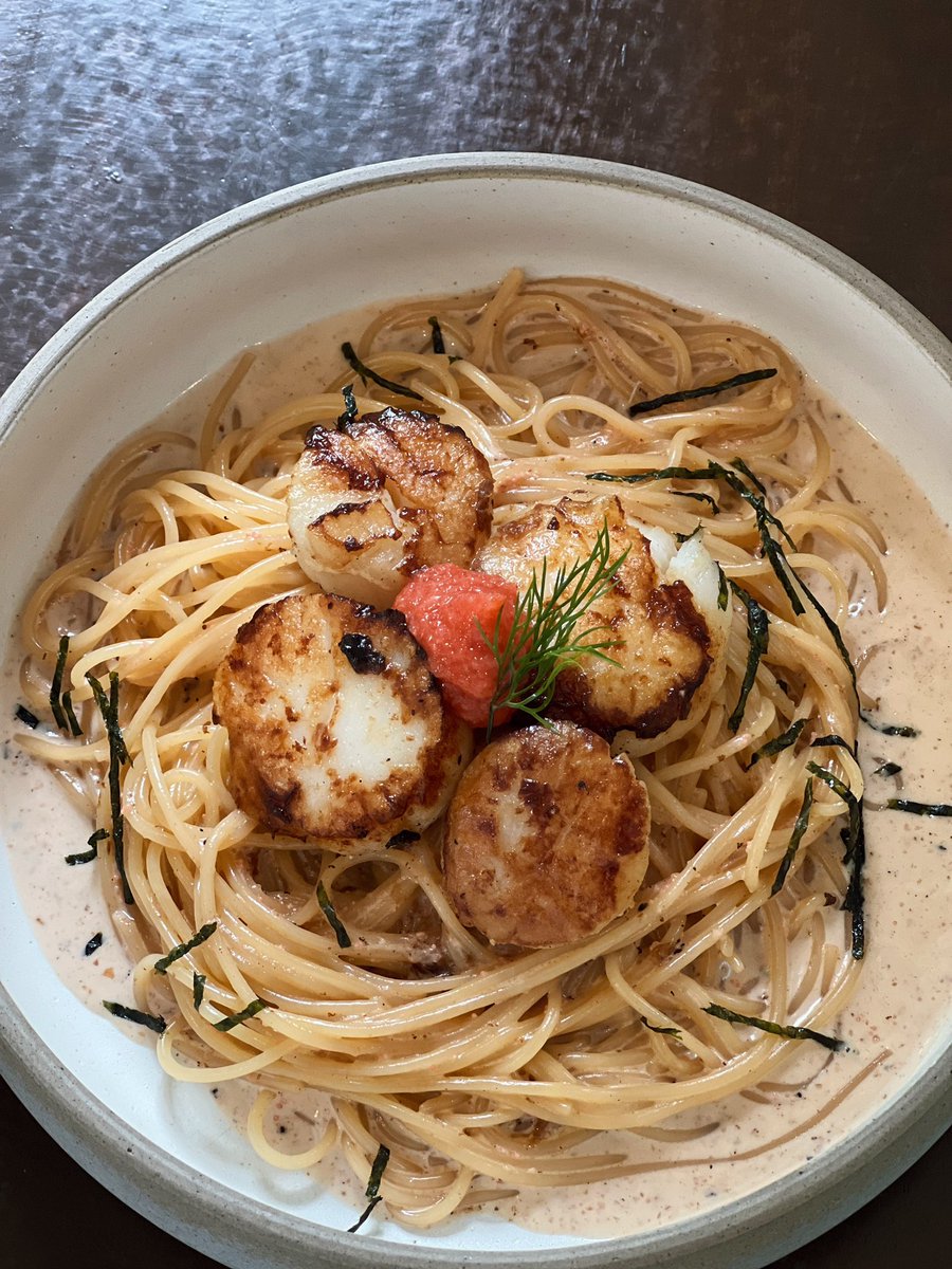 issbook's tweet photo. ทุกคน ใครไปเชียงใหม่อยากให้มาลองร้านนี้มากๆ ร้าน Nymph เป็นร้าน homemade pasta ที่มาแรงสุดๆในตอนนี้ คืออร่อยมาก อร่อยแบบตะโกน ราคาคุ้มค่าคุ้มราคา ไม่ผิดหวังแน่นอน ให้เยอะด้วย ใครจะไปแนะนำให้โทรจองก่อนนะคะ เพราะคนเยอะมากค่า @aroii  @aroichiangmai #รีวิวเชียงใหม่ #อร่อยไปแดก https://t.co/WHiLEZoRoF