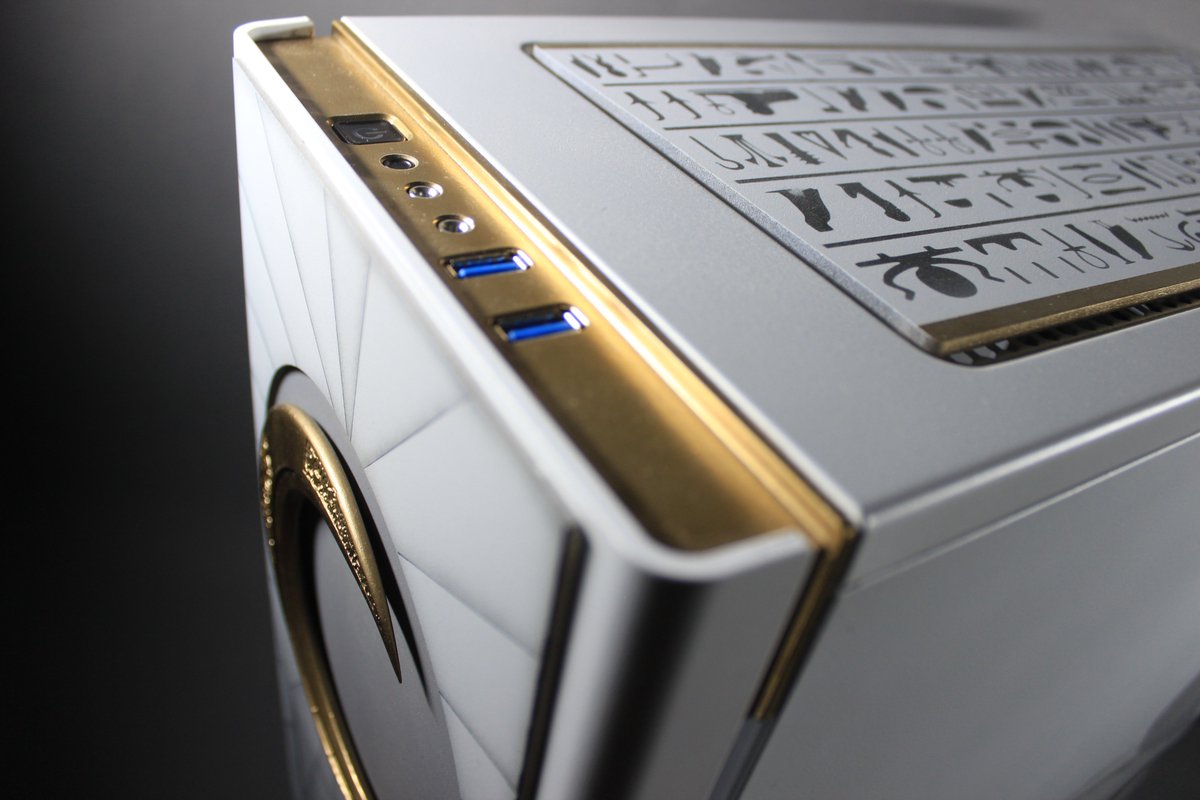 Phenom Design & Photography tweet media