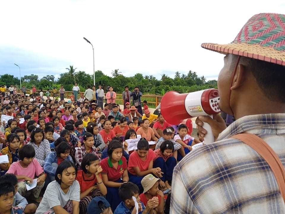 TTFR__Myanmar's tweet photo. Pro democracy youths in a village, Yinmarbin Township, are still marching with vigor to keep opposing the military dictatorship.   #2022Aug9Coup #HelpMyanmarIDPs #WhatsHappeningInMyanmar https://t.co/TipX8ZYZaK
