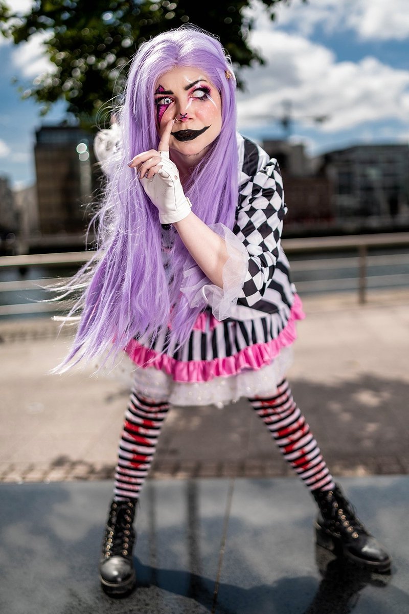 izzysdizzyspell's tweet photo. Had my first ever @dublincomiccon experience and my goodness it was well worth it!! 😍 The weather was great, the Cosplayers looked AMAZING all around, the stalls were epic, the whole event was well put together and something I'm definitely looking forward to coming back to!! https://t.co/4BO5YdwcMQ