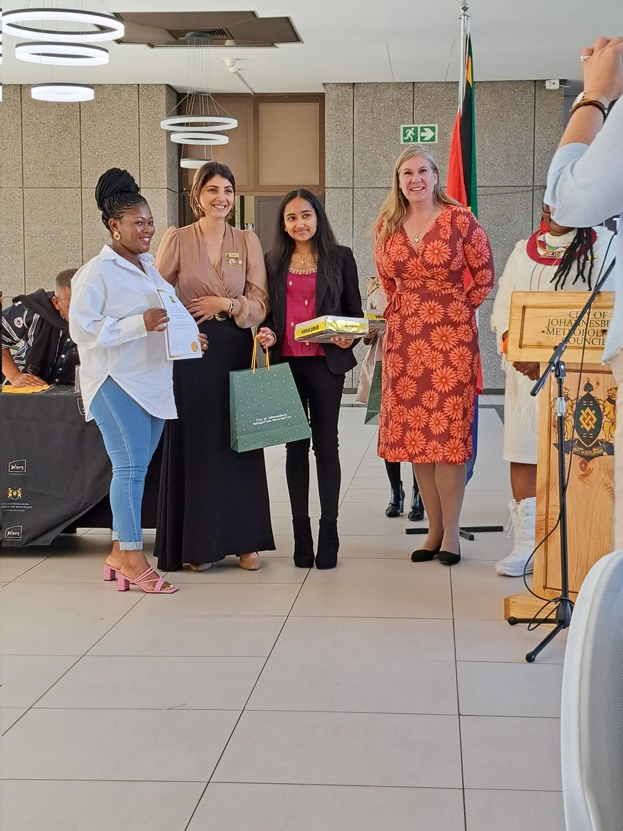 CityofJoburgZA's tweet photo. Congratulations to all our award recipients #WomenOfExcellence #JoburgCares ^NJ https://t.co/pSptFcx3a8