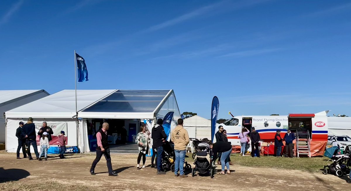 nellieadam's tweet photo. #EPfielddays #cleve #anz come see ANZ at site 401, Eighth St, not only banking, we have #flindersgin & #rfds sim too https://t.co/L5o7azSTzk