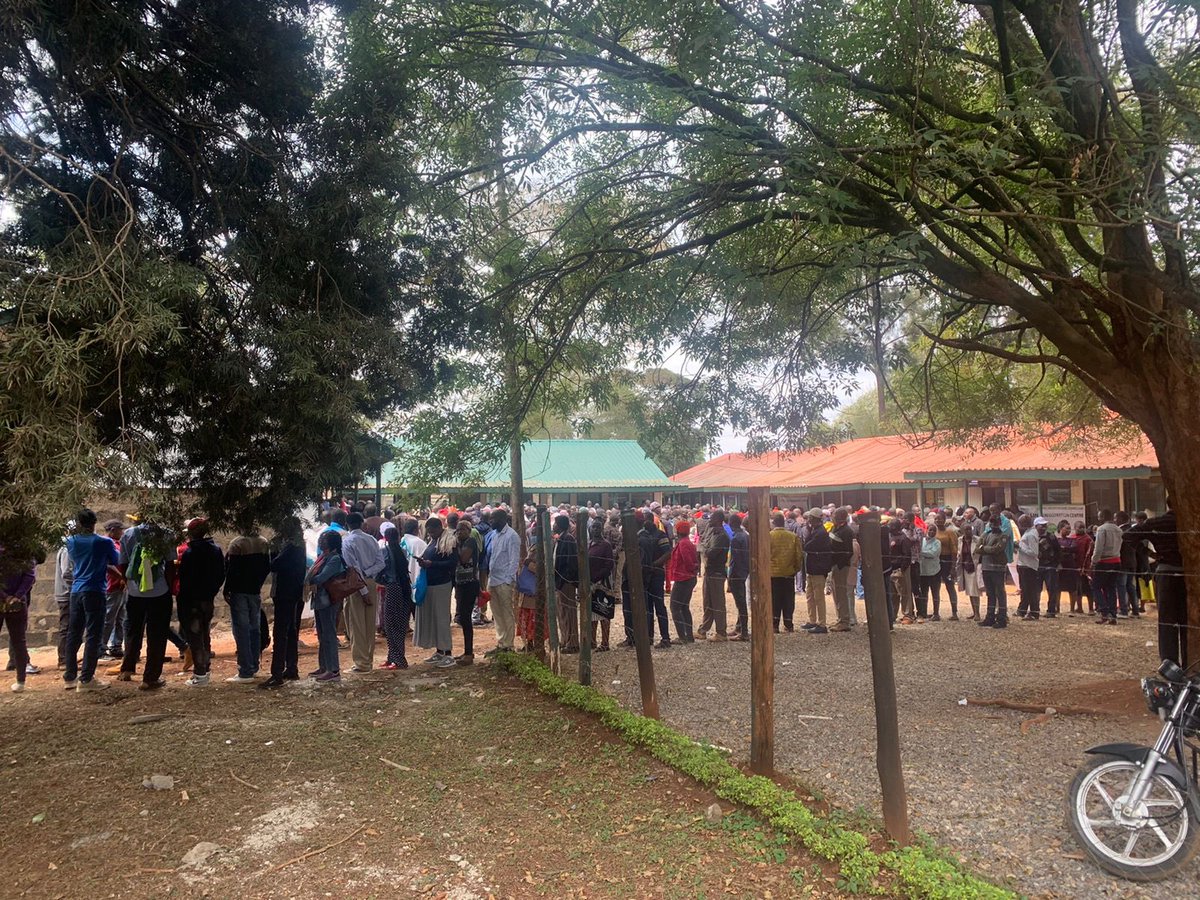 SwissEmbassyKE's tweet photo. The E-Day in 🇰🇪, an important moment for deomcracy!🇨🇭is pleased to take part in the @eueomkenya2022 election observation mission! https://t.co/3jGnmGollC