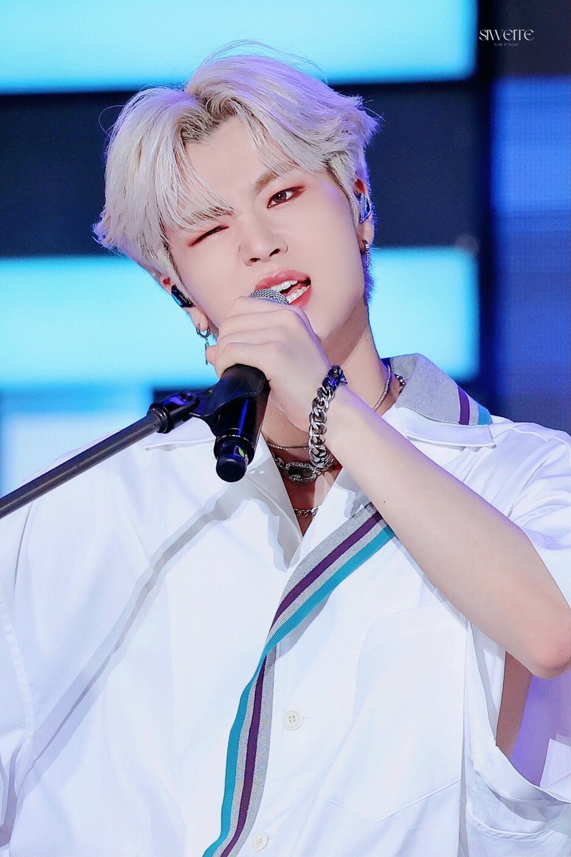 siweite_'s tweet photo. 220808 울산 음중 썸페 

#Jungsu #정수 #XdinaryHeroes #엑스디너리히어로즈 https://t.co/T3HkVuQhKD