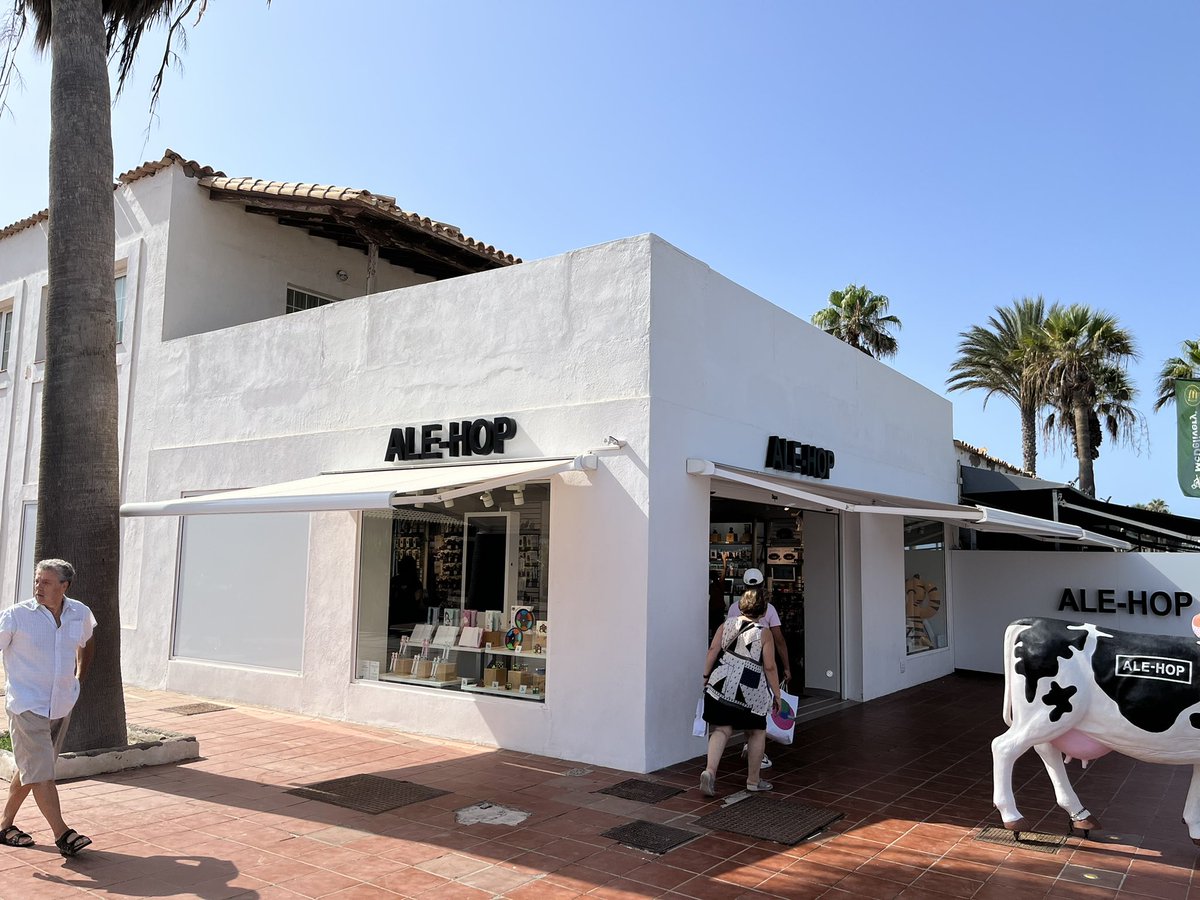 Alex Paramore tweet media