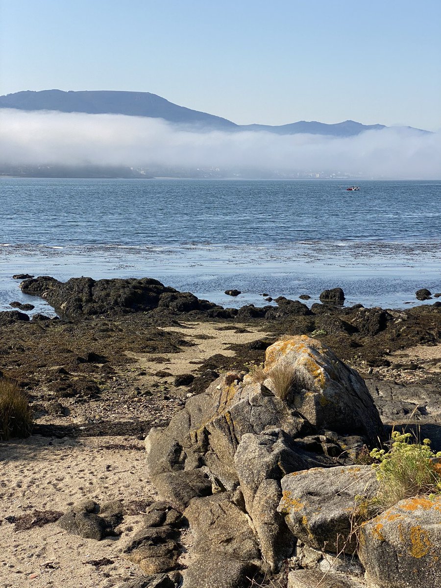 t_hersche's tweet image. Meeting a Ria on my way to Finisterre #CaminodeSantiago #Finistere