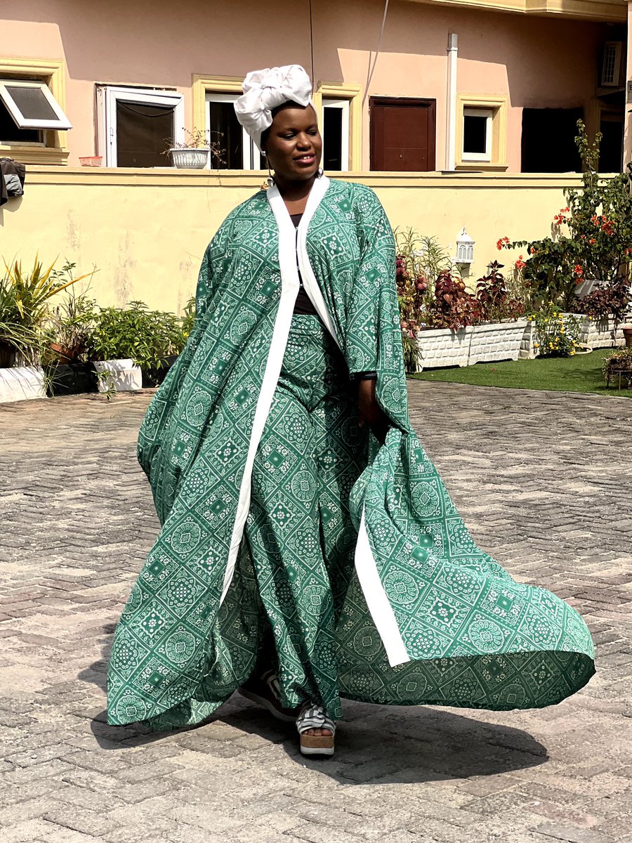 Step out in style with our Bou bou pant set💚💚
Readily available for delivery 🚚 

Price:N17,500

Shop via our website for sweet deals🏷
Shop Nigerian brands at ANEEQUE 🛍 
.
#aneeque #bellanaija #lekkiwives #lagosfashion #africanfashion  #lagosbabes #aneequeng #Trending