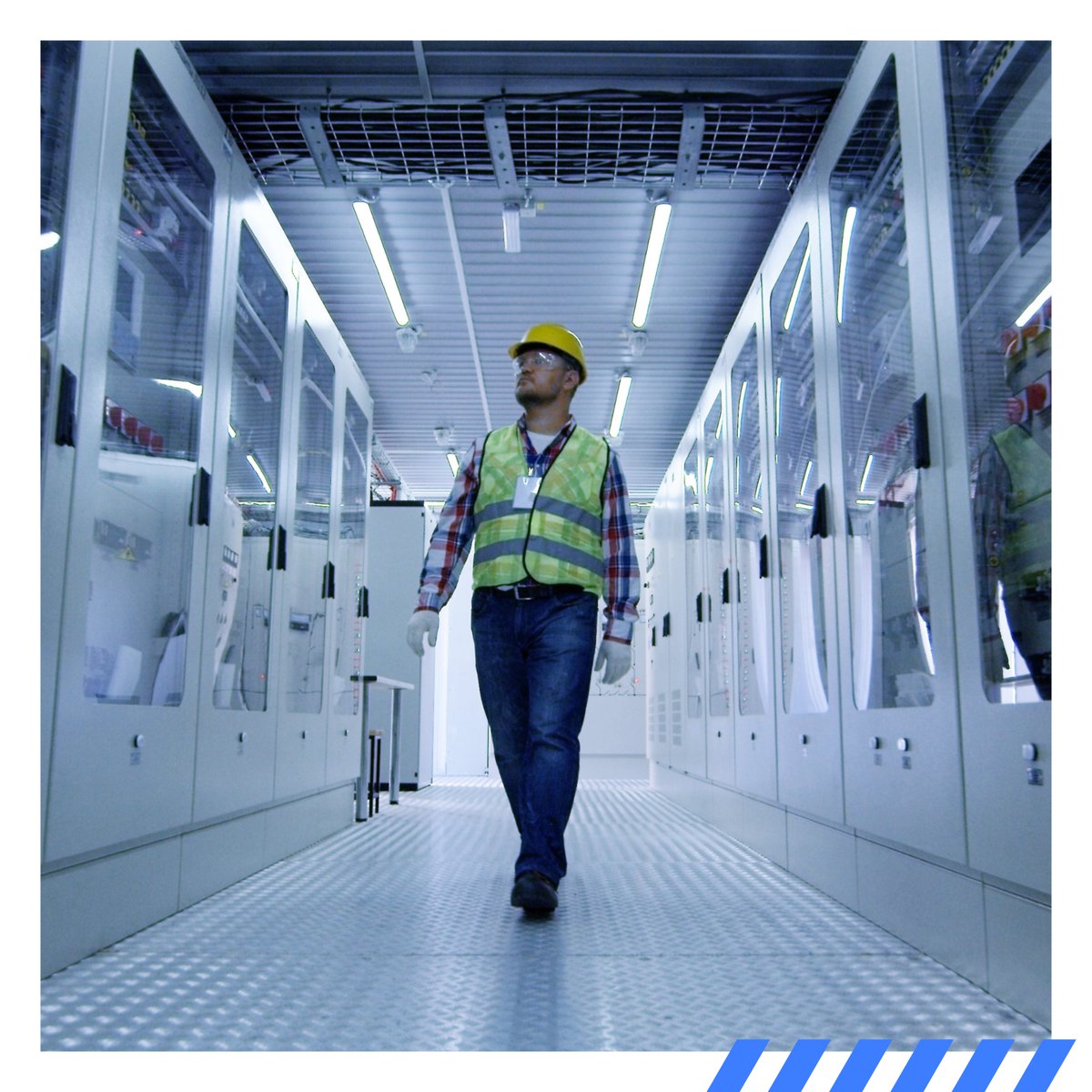 VeritechBV's tweet image. √ Nieuw in ons aanbod: 

Combinatiecursus NEN 3140 / NEN 3840 voor VP en IWV. 

1, 2, 9, 15 en 16 november 2022 te Amersfoort.

Voor meer informatie, neem contact met ons op via inschrijving@veritech.nl of kijk op onze website veritech.nl/opleidingen/co….