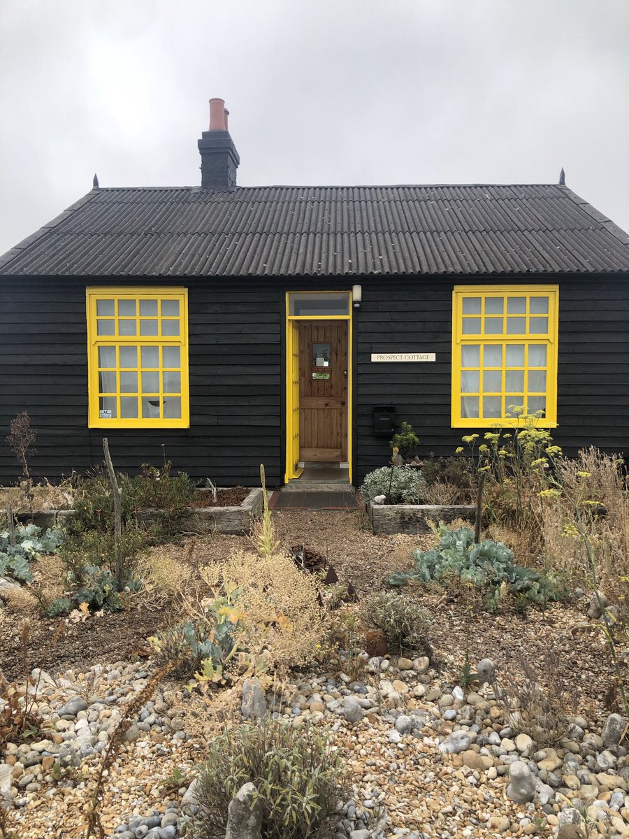 wendyfinnandmax's tweet photo. 4. When I watched the film last night I realised that meant Jarman & Keith Collins/ HB heard my voice when they made/ edited the film for the @petshopboys ‘Heart’. A small, lovely connection. #DerekJarman #KeithCollins #HB #Dungeness #ProspectCottage #PSB #ModernNature #Heart https://t.co/CtqHx6qKG0