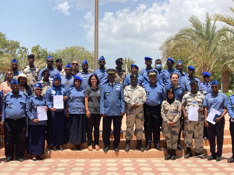 INTERPOL_HQ's tweet photo. Police, coast guard & judicial officers in Djibouti 🇩🇯 receive training on drugs trafficking in the maritime domain.
📝 In-class sessions at the police academy as well as practical exercises sharpened investigative skills and inter-agency cooperation.
#RedSea_Programme https://t.co/5oEh78jnHj