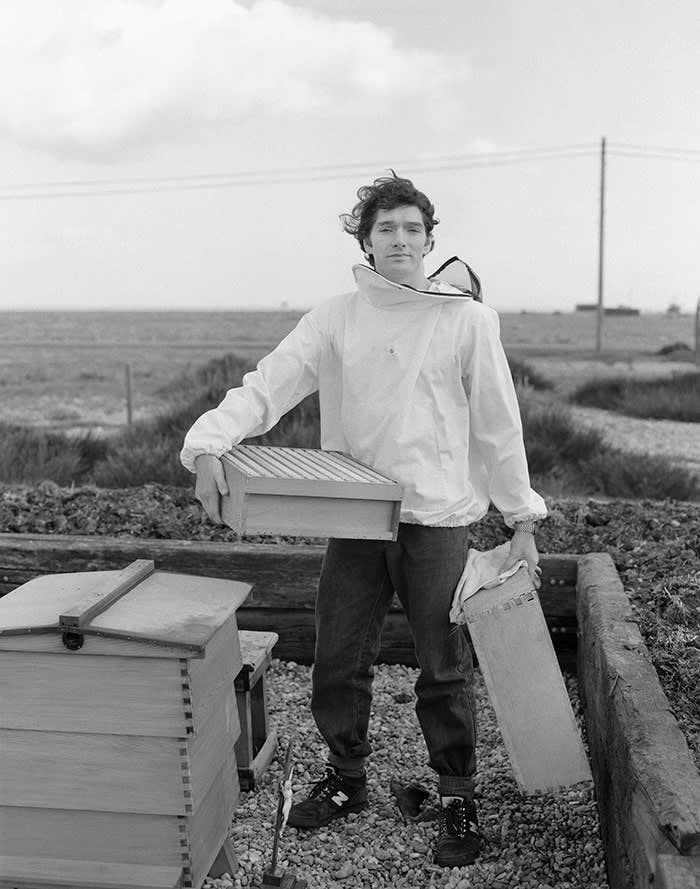 wendyfinnandmax's tweet photo. 5. Remember Keith Collins/ HB, people of the North East. He’s one of us, from Durham. He’s still much loved in Dungeness, after Jarman died he continued to live and care for Prospect Cottage - until he died in 2018. Photo: Howard Sooley #KeithCollins #HB #Dungeness #DerekJarman https://t.co/hNTtcBAmUh