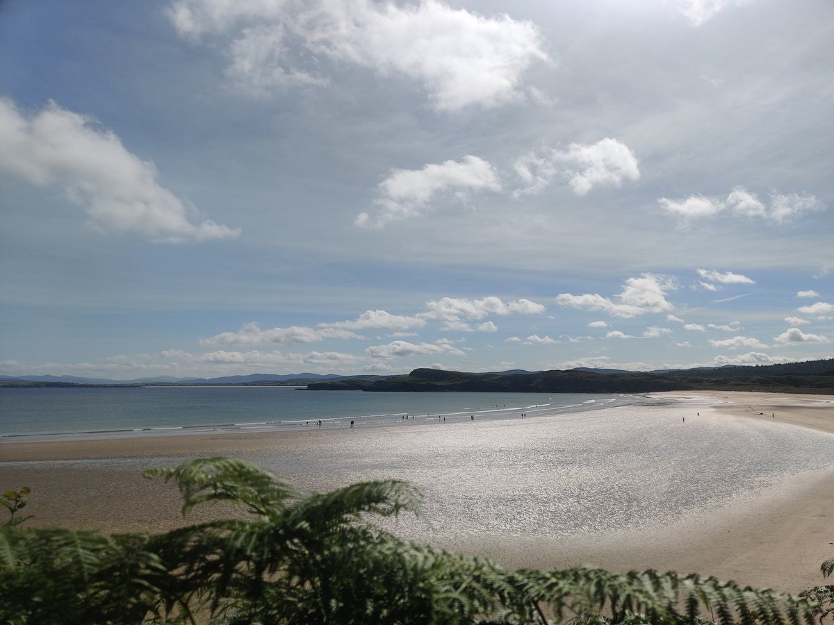 JudithWilson14's tweet photo. @susanleahy Gorgeous! Say hello to Amy! Donegal feels like Spain today 😎 https://t.co/Ghf6apnG9Y
