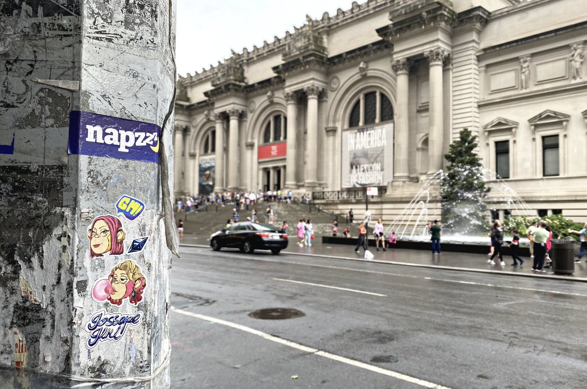 gossapegirl's tweet photo. Pssst GGs, rumour has it that the GossApe Girl Digest is about to publish another article and they’re spilling the tea on NFT NYC! 🗽

Stay tuned for the drop on Wednesday, Aug 10 at 6 PM EST!

#GossApeGirl #GGDigest #WomeninNFTs https://t.co/B0UvK6iv3w