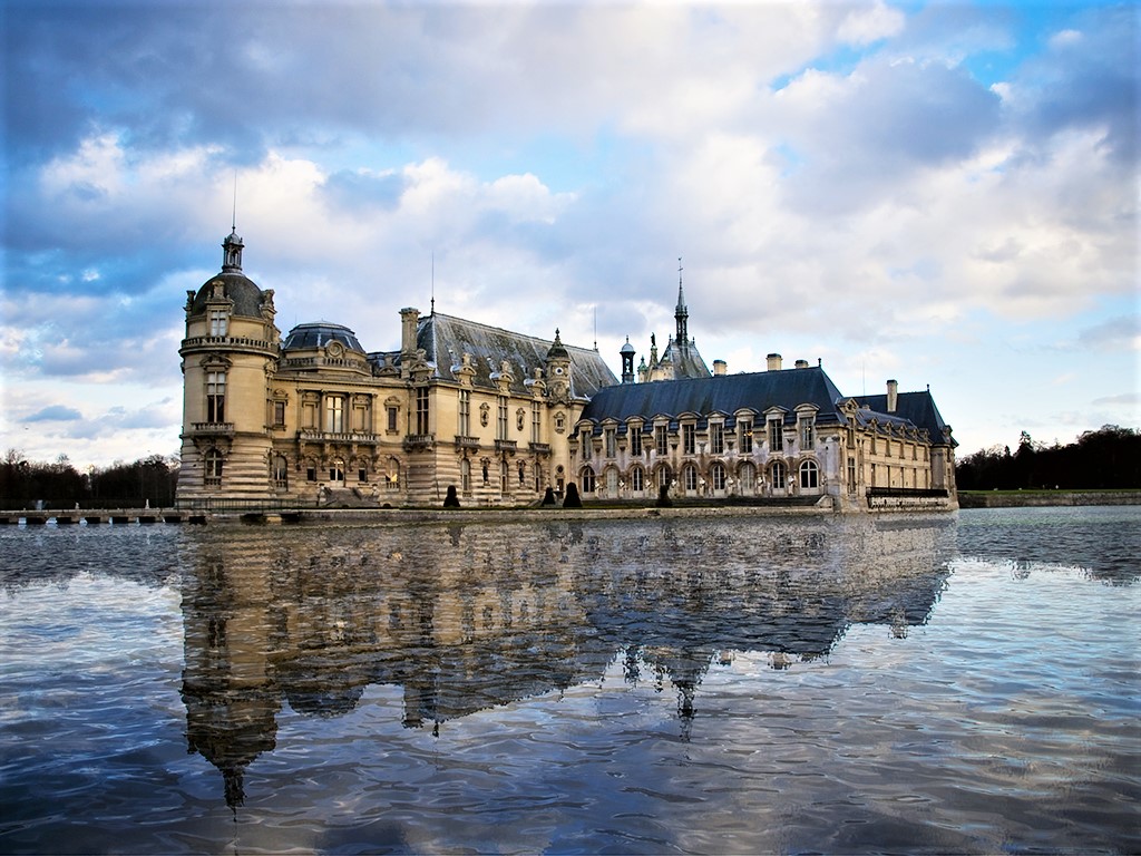JaimePatrimoine's tweet photo. 😍 La région des @hautsdefrance possède un #patrimoine d'exception grâce à sa position stratégique entre Belgique et Île-de-France !
🏰 Découvrez 7 châteaux à ne pas manquer dans cette région septentrionale 👉 https://t.co/sQSqR7jGwS
@CdeChantilly @RamburesChateau @chateaudeconde https://t.co/RDuOblN12Z