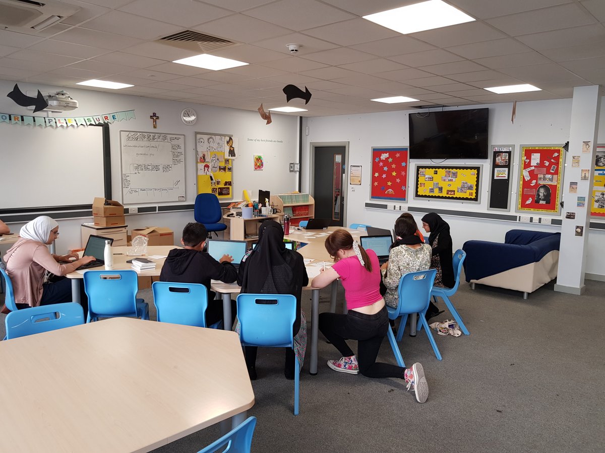 Richard is at <a href="/StMargaretWard/">SMW</a> for their summer school. 7 young people are collaborating on a novel in just 4 days! <a href="/wwaterwriters/">White Water Writers</a>