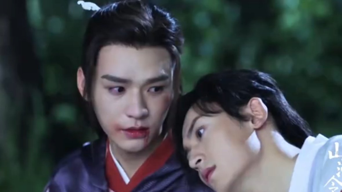 naanthots's tweet photo. #WordOfHonor 
#GongJun 
#ZhangZhehan 
The version of the EP 27 scene gets me in the feels. The way that ZZS had his head resting on WKX's shoulder, at peace with his zhiji, the way WKX looked at ZZS as if he has finally getting everything he ever wanted even as he was losing it. https://t.co/pE30BmrEOF