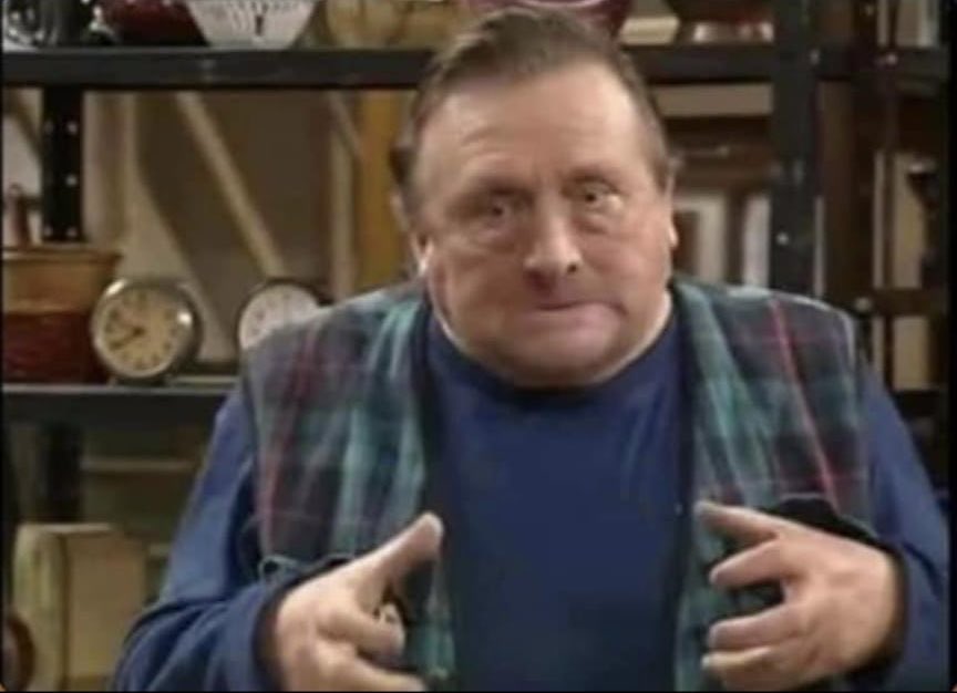 MertensJarne's tweet photo. Wanneer je ziet dat het elke dag 30 graden of meer is maar je zit binnen te werken of studeren: https://t.co/3BmvTZoXR9