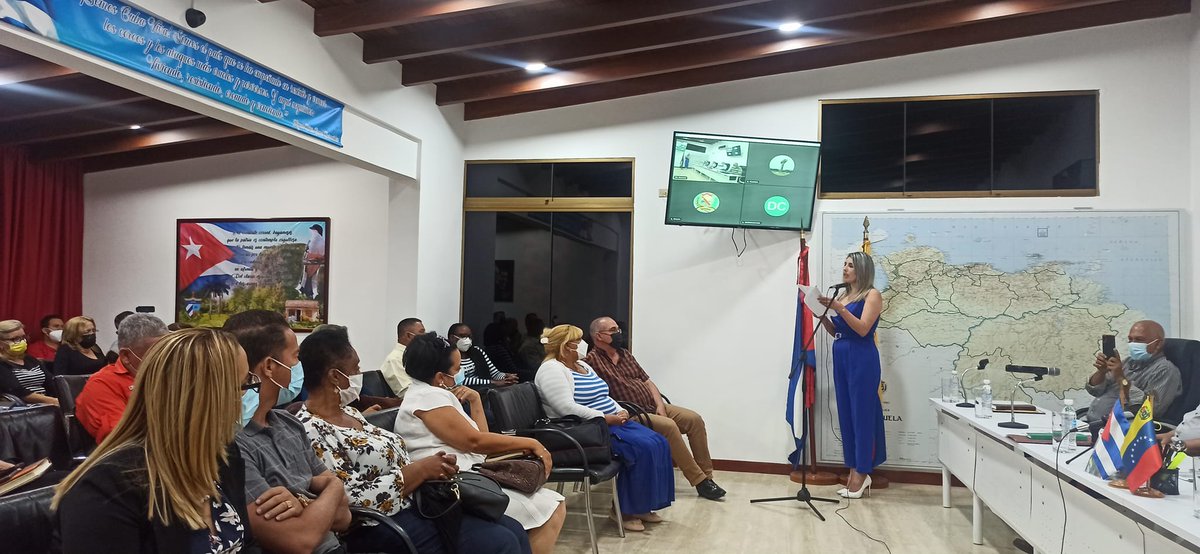 Yeydel77's tweet photo. Yeydel77: cubacooperaven: Con la presencia del Embajador de 🇨🇺 en 🇻🇪, @Dagober76504073, se reconoce a los funcionarios del @MINSAPCuba, directivos de la @unidad_central y los Guardianes de la Salud; por el acompañamiento y asesoramiento a la Misión. 

#F… https://t.co/9kQijgmd7m