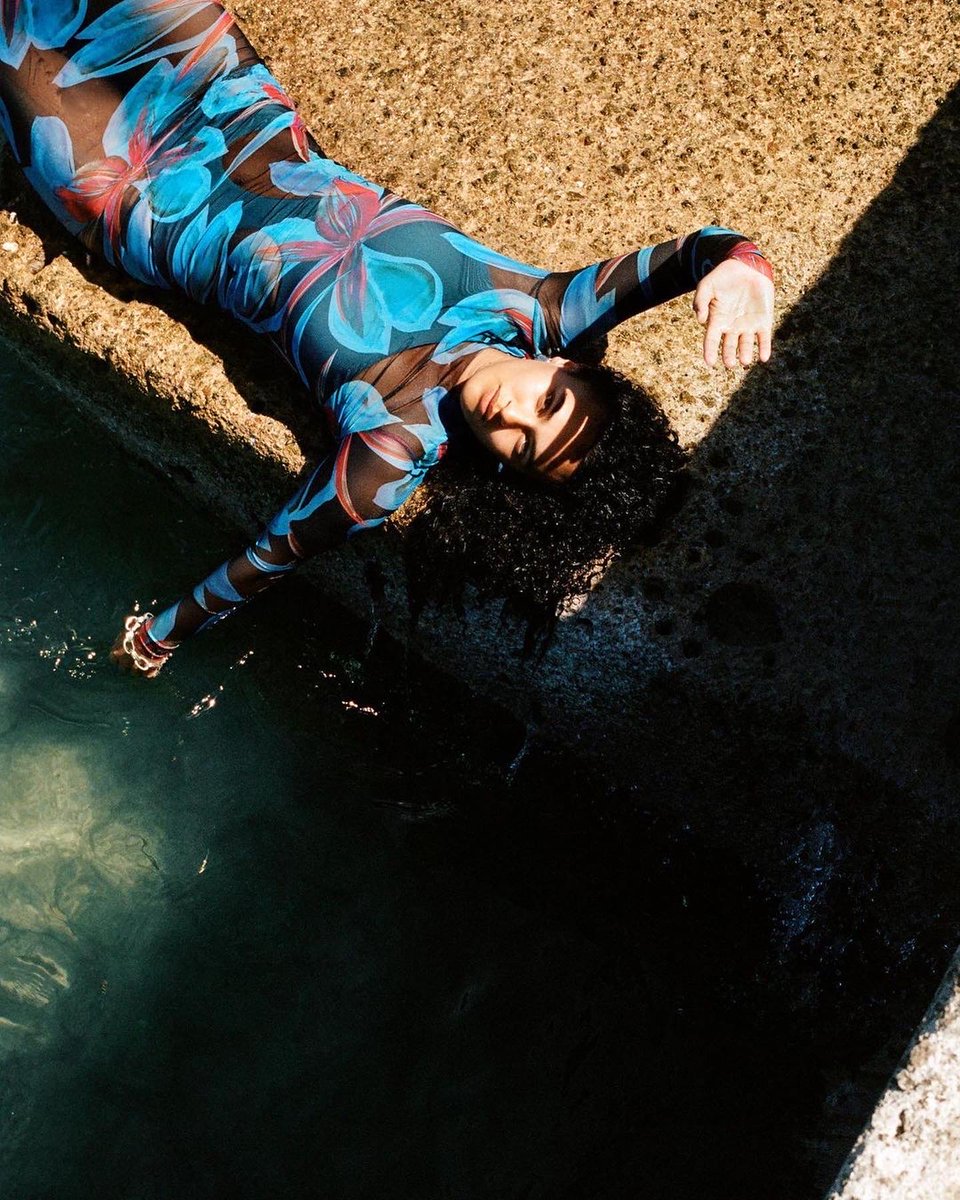 PremierModels's tweet photo. ✨ YLANG ✨💙 for @LouisaBallou FW22
Photographer #jeremyeverett
Styling #marikaellaames
Art direction #itsclarkewithane
Casting #simoneschofer
Hair #hairbypasquale
Makeup #xtinevalerie
#Ylang #louisaballou #FW22 #premiermodels https://t.co/rslgg6afup