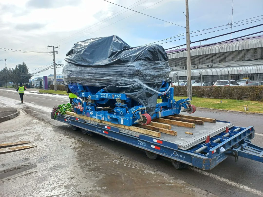 Controlc_chile's tweet image. Como Control Cargo Logistic ya nos estamos preparando para nuestra nueva temporada, ofreciéndole a nuestros clientes un servicios exclusivo logísticos para cargas sobredimensionadas, carga general, cargas peligrosa, cargas perecederas (respetando y manteniendo su cadena de frio)