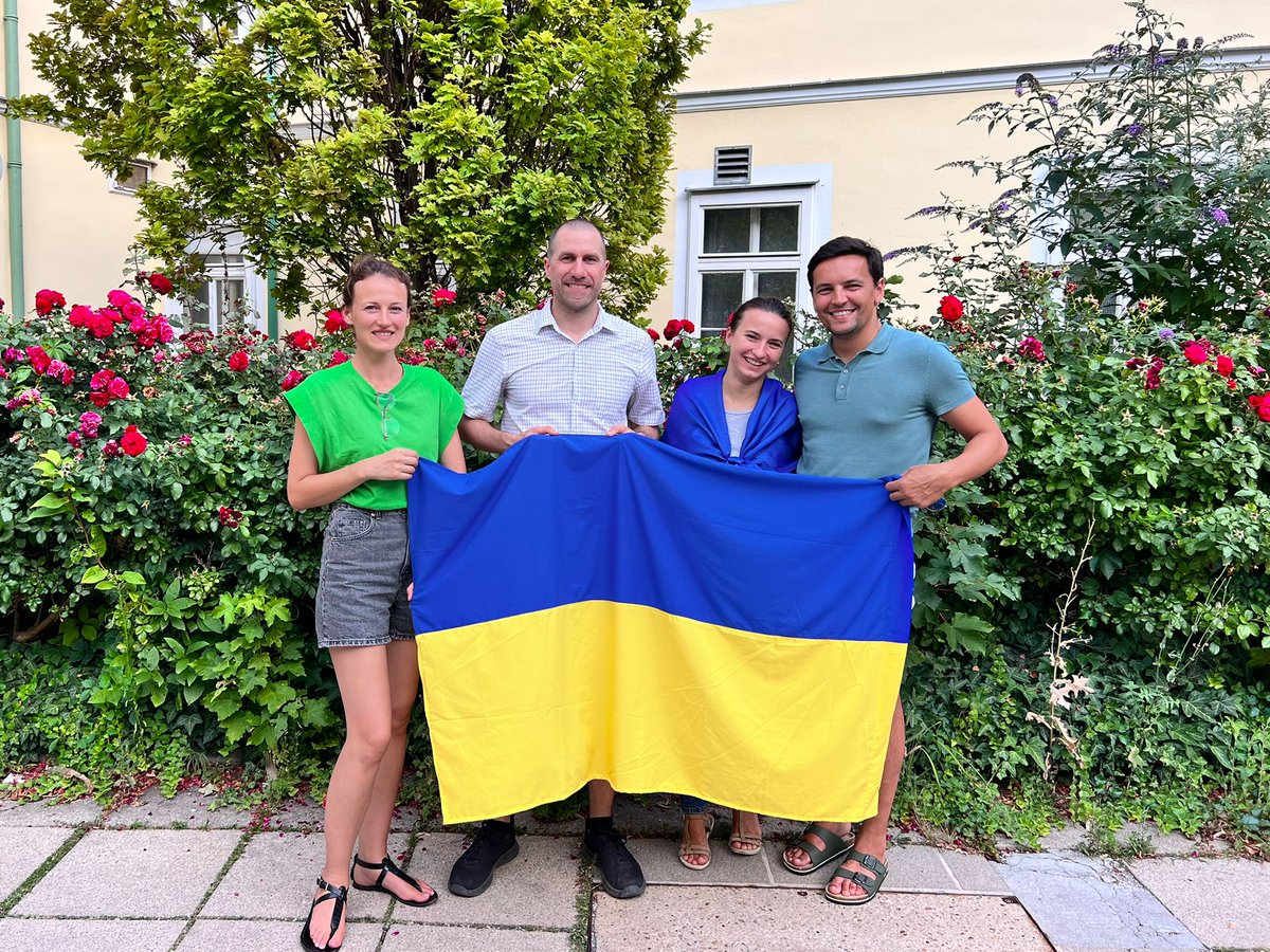 We're teaming up with historian and Youtuber <a href="/jesse_history/">Jesse Alexander</a> to raise 10 000 EUR for an Ambulance for Ukraine. Once we meet our goal, we'll buy and equip the ambulance, and Jesse plans to drive it to Ukraine himself. Help us save lives! Make donations here: youkraine.at/donate/