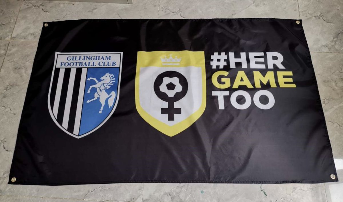 thebadgemanltd's tweet photo. The Latest Custom Made Official @HerGameToo Flags Being Sent Out to Customer’s Today 
If You Need One For Your Group/Club Please Get in Touch
Profits Donated Back to #HerGameToo Campaign &amp; Girls #grassrootsfootball @paigelauren18 @SerenOrmond @Victoria1867 @BeesYFC #customflag https://t.co/gZrUX6kKMd