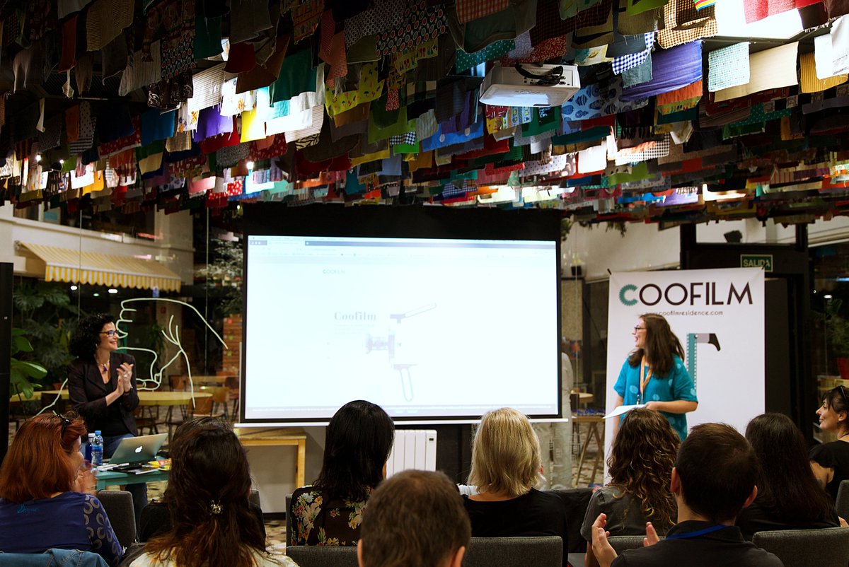 CameraLightMag's tweet image. Hasta el 5 de septiembre está abierta la convocatoria de la tercera edición de Coofilm, programa de residencias colaborativas que pone el foco en la conciliación familiar.
cameraandlightmag.com/noticias/coofi…