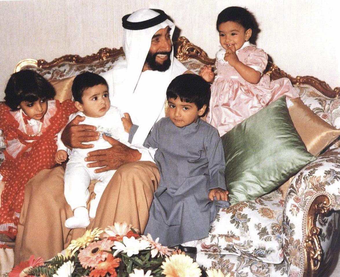 Sheikh Zayed Bin Sultan Poems tweet media