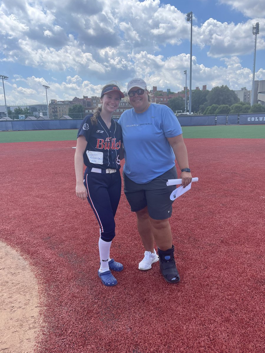 Lauren Archambault tweet media