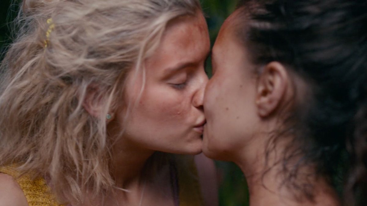 TheWildsLines's tweet photo. "Are you sure?"

"I'm sure."

- The Wilds, Toni &amp; Shelby

#SaveTheWilds #RenewTheWilds 
BRING BACK THE WILDS https://t.co/ay3eU2yHml