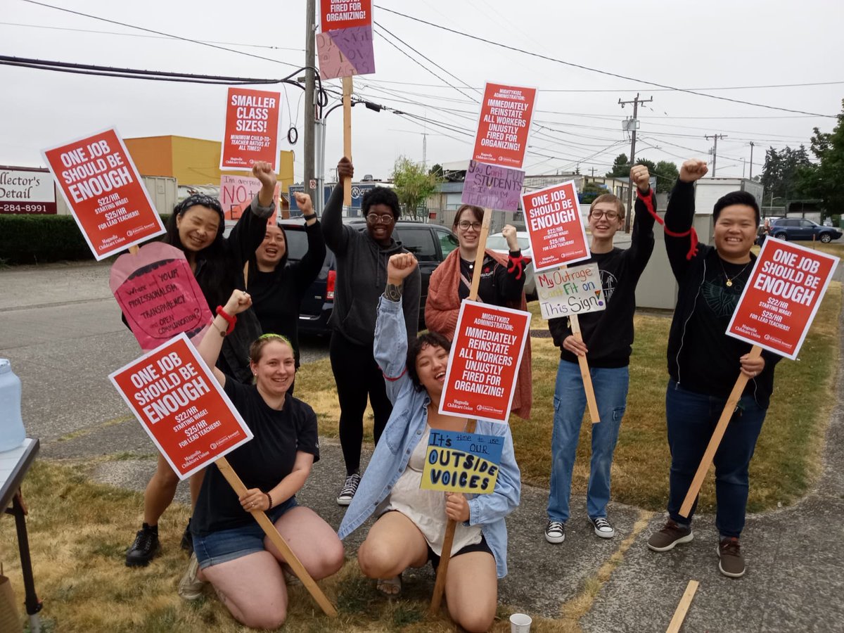 This morning, my office stood with MightyKidz Childcare workers in Magnolia.

They're unionizing &amp; demanding $22+/hour.

Rather than address the bad conditions, the bosses have shamefully FIRED 11 WORKERS.

We're demanding immediate reinstatement of all fired workers &amp; the union!