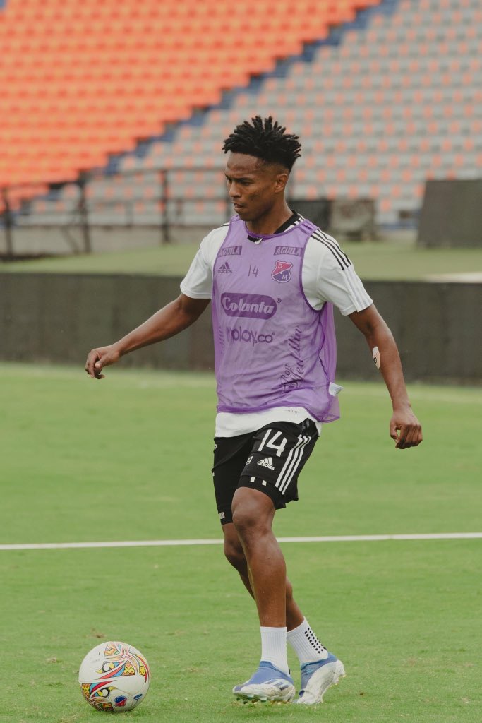 Manuel chavez🙏⚽ tweet media