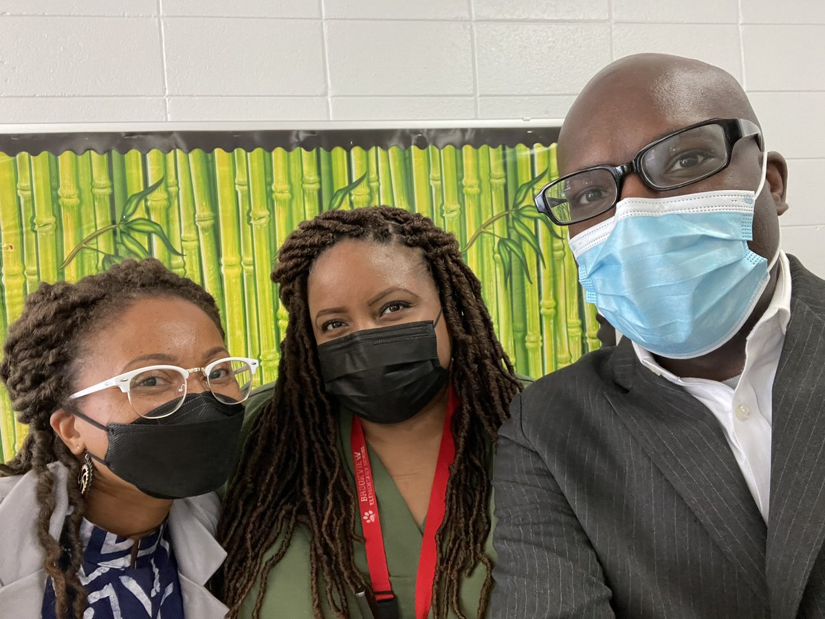 MDereefJr's tweet photo. #fcsday2 what’s cooking @brookviewpanda? Great food and learning the foundation to achieve aspirations. @BESPandaWallace we support you!!!!! https://t.co/6xJB20Bp6j