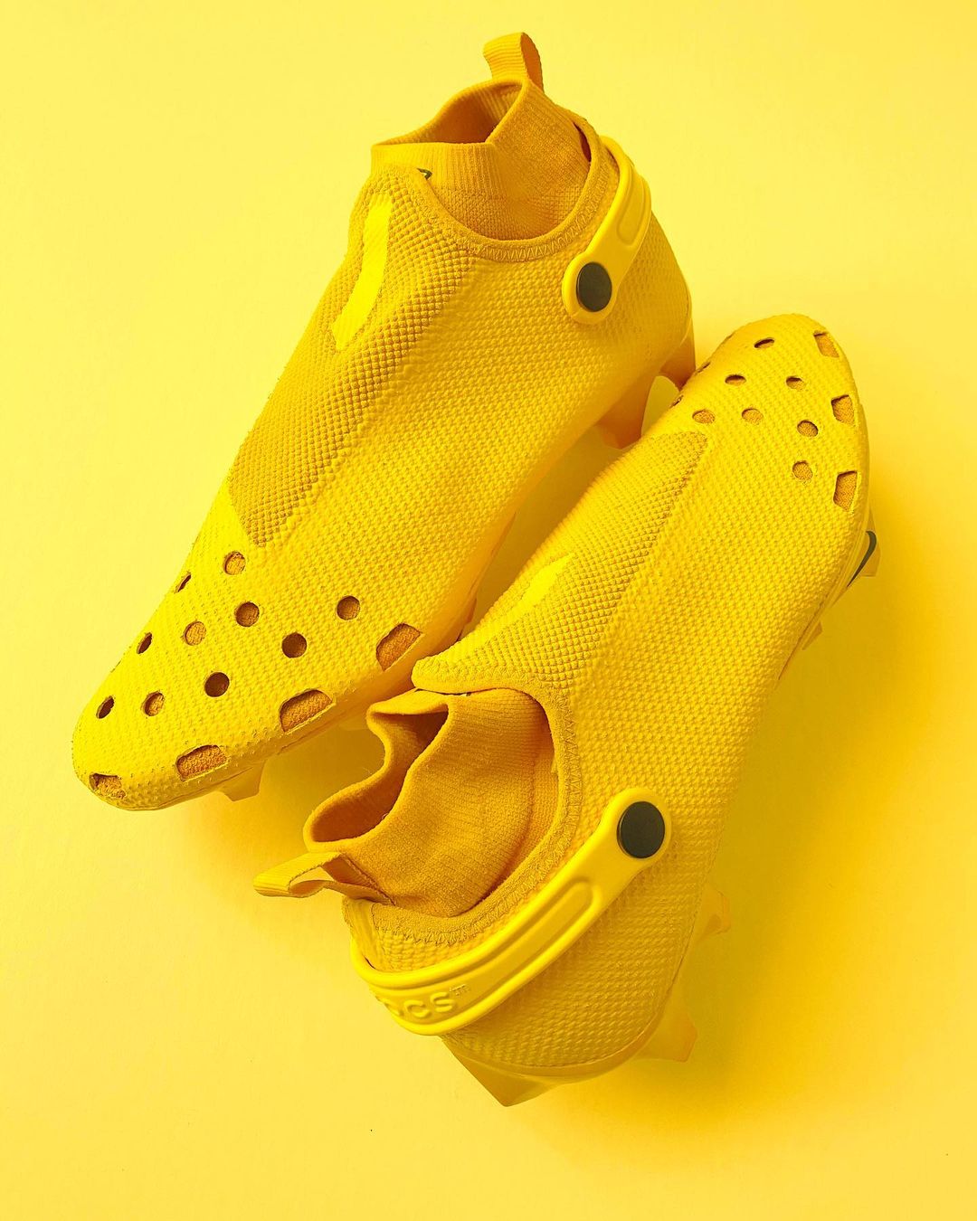 crocs-on-twitter-taking-sport-mode-to-the-next-level-seantehdon-created-these-custom