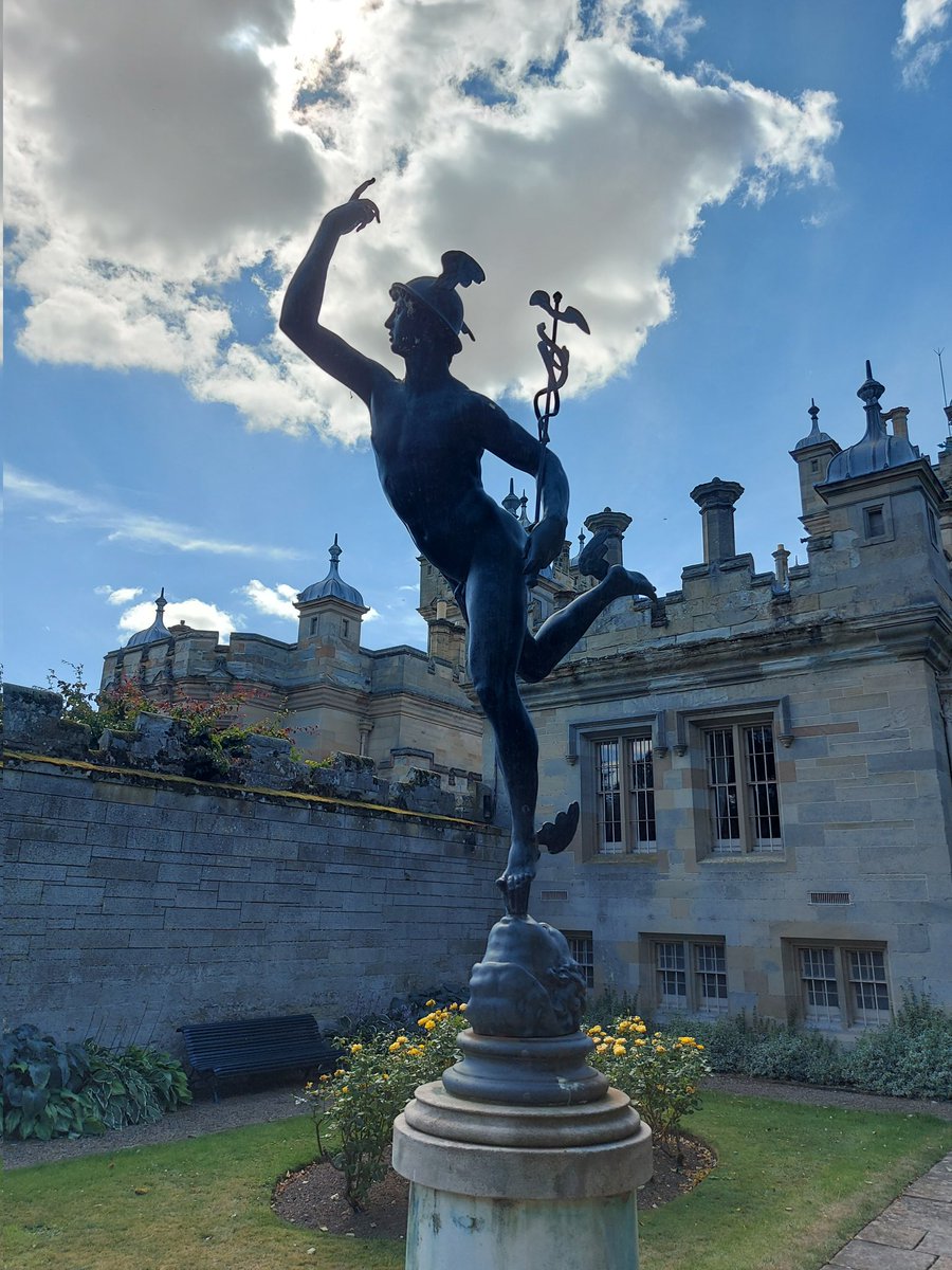 Michael50392771's tweet photo. Floors castle, Kelso #scottishborders #homecation https://t.co/SHDVY0Swjv