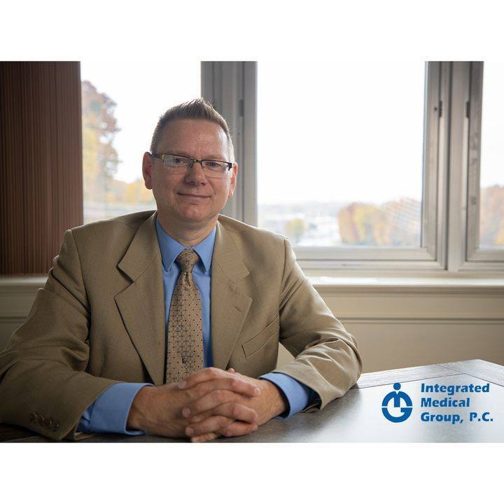IMG_PC's tweet photo. "IMG helps us do what we do best. I'm not an administrator. I take care of patients — I see patients, I do surgery, I treat patients medically, and that's what I'm good at," Dr. Timothy Grube said. Experience the difference independence makes. Visit https://t.co/5saJSFSTDj. https://t.co/p9Zf6ODkU8