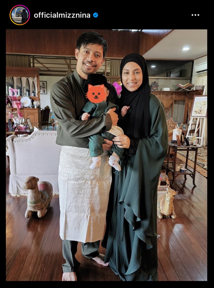 MyHeartAssoc's tweet photo. Mizz Nina berjaya mahramkan anak angkatnya baby Musa.

Ibu angkat walaupun tak mengalami proses mengandung &amp; bersalin, boleh menghasilkan susu untuk anak angkatnya melalui kaedah induced lactation.

Ada 2 cara untuk induced lactation: https://t.co/ptFwFfFHsK