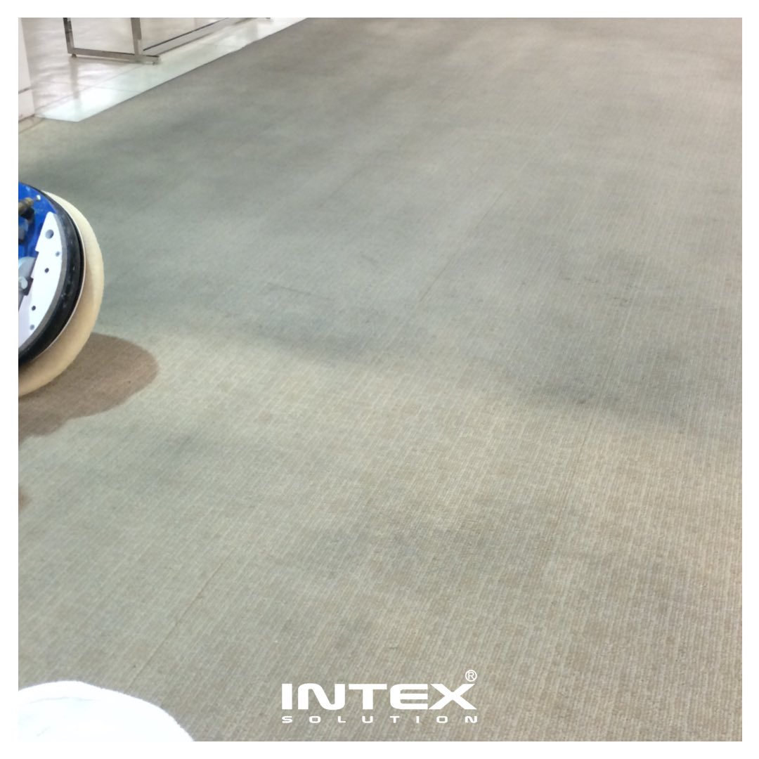 orbot_intex's tweet photo. こんなにカーペットが明るくなります!
#ORBOT #オーボット
#INTEXSOLUTION #インテックスソリューション #カーペット https://t.co/rgVRwikarx