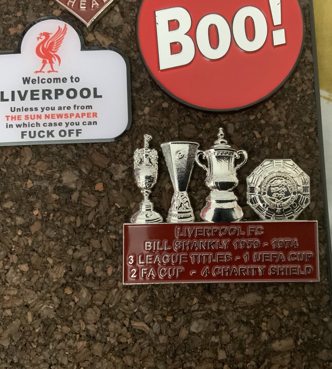 lfcbobby1's tweet photo. Loving these pin badges from @MakisonMichael, they really look amazing with the other pins, nice one mate 🔥🔥🔥 https://t.co/FBWV00jE7Q