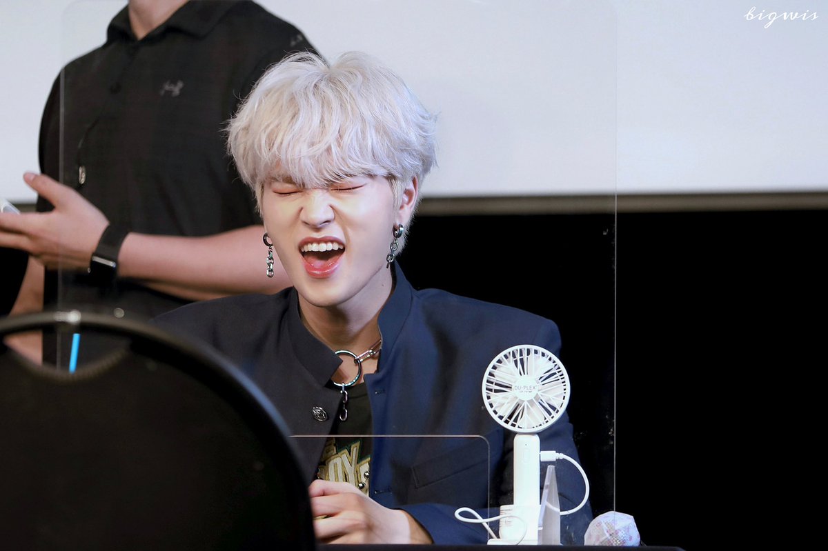 xdinary heroes' archive (@hourlyxheroes) on Twitter photo 