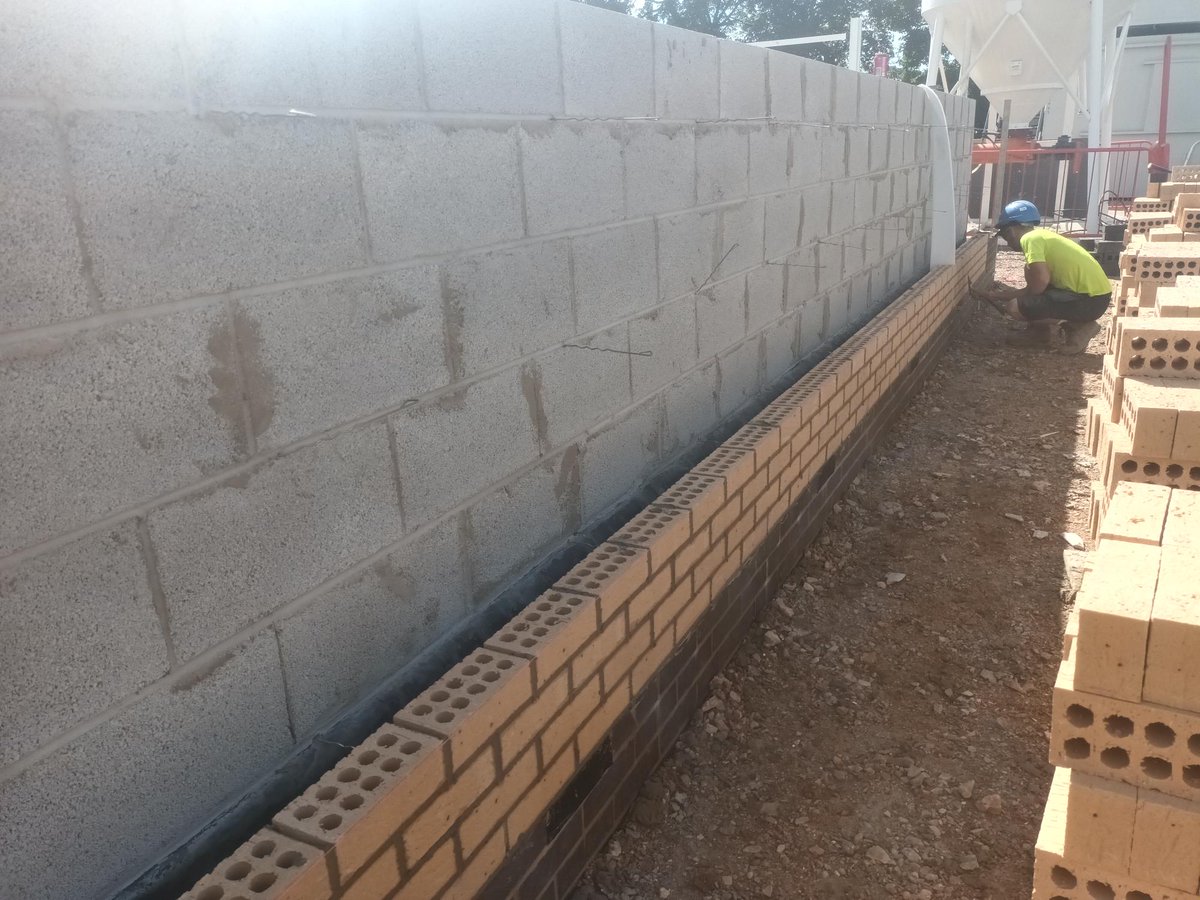 TerraNovaDev's tweet photo. Shaping up nicely at our Slyne Road development in Lancaster. This scheme will deliver 14 new affordable homes for shared ownership #BuildingGreatness 

Sales coming soon by @PlumlifeHomes  

@AAProjectsLtd @Sutcliffe_1985 @paddockjohnson @GP_DevTeam https://t.co/j9apjnb3DP