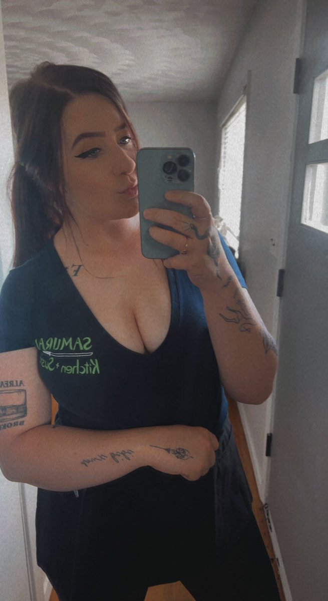 InkedConverse's tweet image. sushi sushi