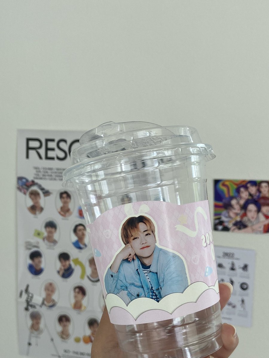 ได้รับแล้วนะคะ ภาพสวยชัดมาก ส่งเร็วมากกกก เป็นงานเร่งที่เนี๊ยบจริงๆ สั่งกลางคืนเช้ามาส่งให้แล้ว พอดีแก้วเลย ประทับใจมาก ขอบคุณค้าบ 🫶🏻🤍✨ #19review