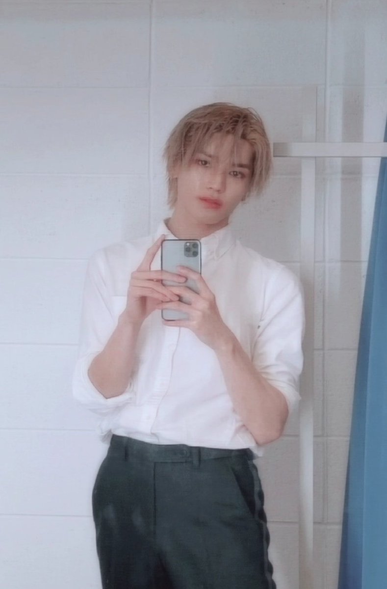 hyhyjae's tweet photo. he's picking me up for our date <3

#NSD #NCTzenSelcaDay #NCT #TAEYONG @NCTsmtown @NCTsmtown_127 https://t.co/lV1Tv4jJEk